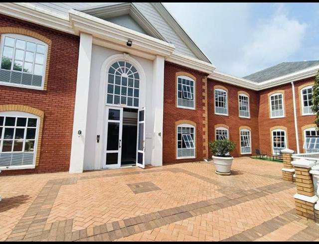 BUSINESS PROPERTY TO RENT IN BRYANSTON